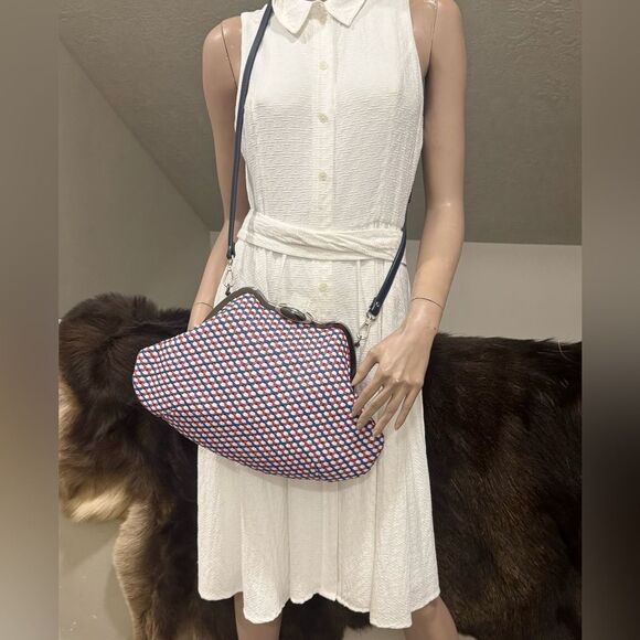 Original design! Unique Handmade Woven Lambskin Custom Metal Frame Boho Handbag - Picture 11 of 16